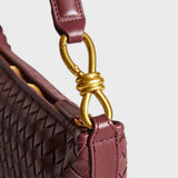 Isa - Bordeaux Chic
