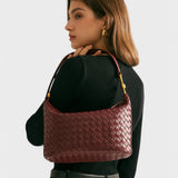 Isa - Bordeaux Chic